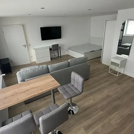 36qm Fuer Bis Zu 4 Pers * Hungen